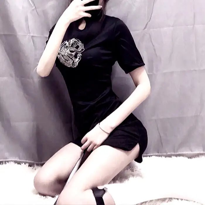 屏声敛息